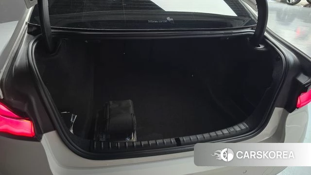 BMW 5 Series (G30) id 4691822 из Кореи 8
