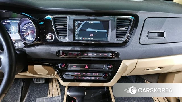 Kia The New Carnival id 4403422 из Кореи 8
