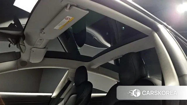 Tesla Model 3 id 2985954 из Кореи 8