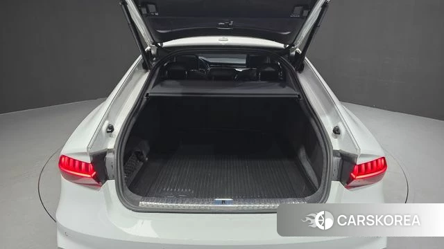 Audi A7 (4K) id 4608838 из Кореи 8