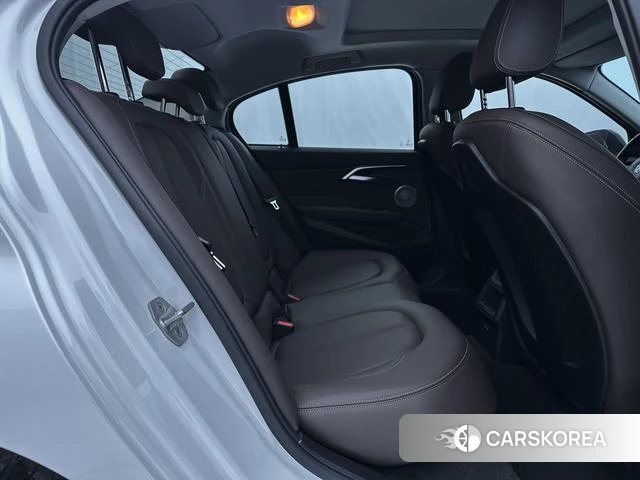 BMW 1 series id 4263041 из Китая 8