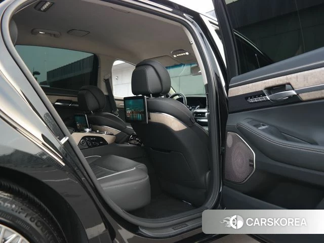 Genesis G90 id 4445431 из Кореи 8