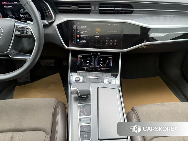 Audi A7L id 4263496 из Китая 8