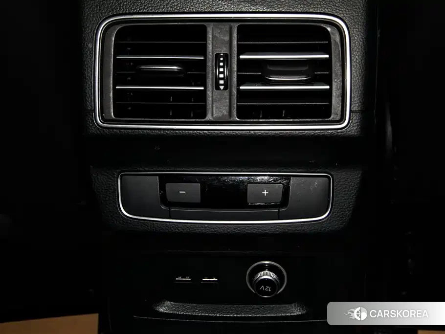 Audi Q5L id 4679505 из Китая 8