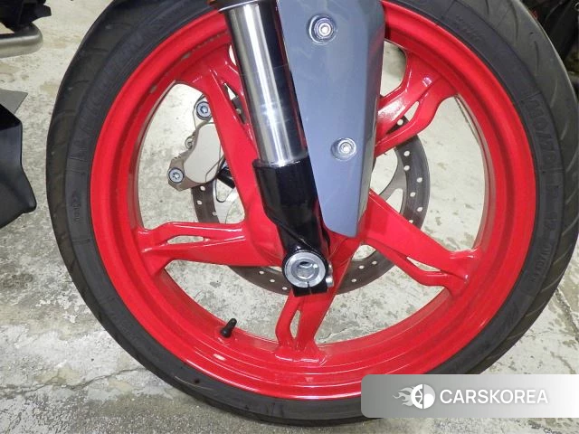 BMW G310R id 3946305 из Японии 8