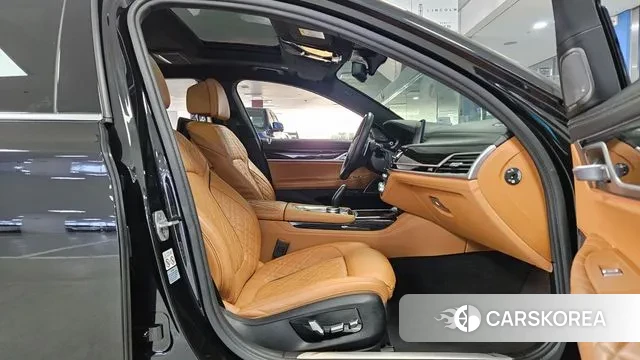 BMW 7 Series (G11) id 3571089 из Кореи 8