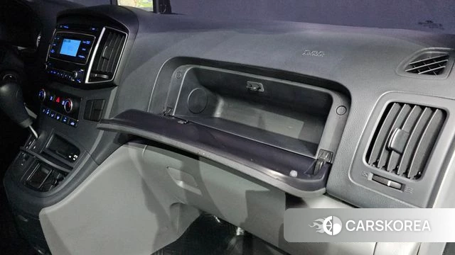 Hyundai The New Grand Starex id 4638318 из Кореи 8