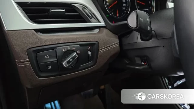 BMW X1 (F48) id 3665188 из Кореи 8