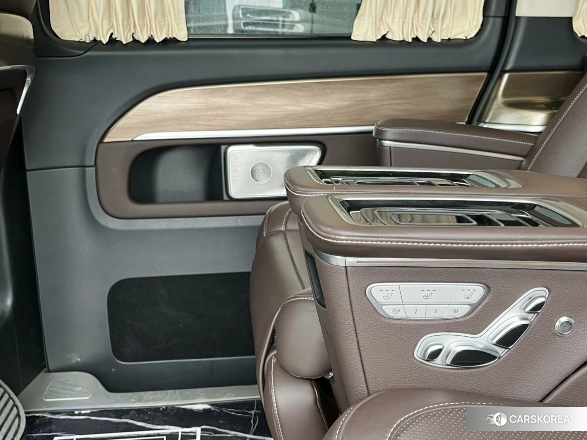 Mercedes-Benz V-class id 4473596 из Китая 8