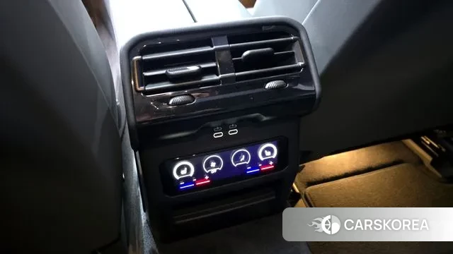 BMW 5 Series (G60) id 3769784 из Кореи 8