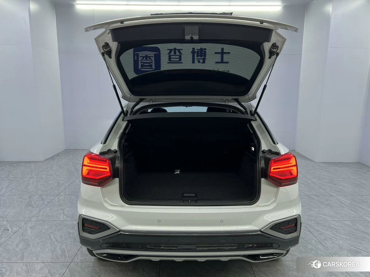 Audi Q2L id 4486193 из Китая 8