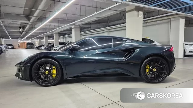 Lotus Emira id 3236188 из Кореи 8