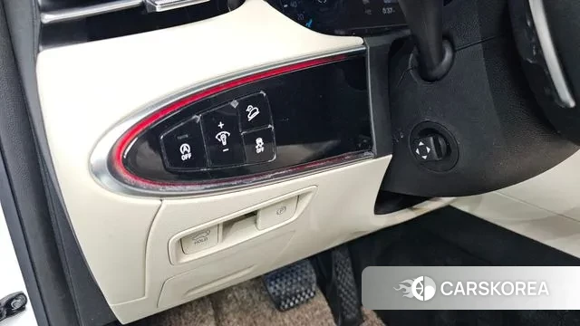 Genesis GV70 id 3696131 из Кореи 8