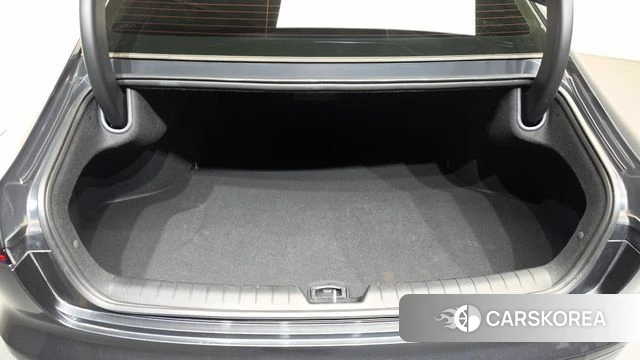 Hyundai Grandeur Hybrid (GN7) id 4292387 из Кореи 8