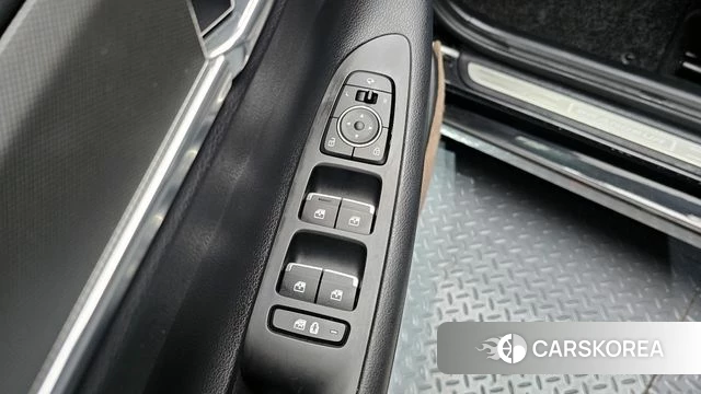 Hyundai The New Grandeur IG Hybrid id 4355356 из Кореи 8
