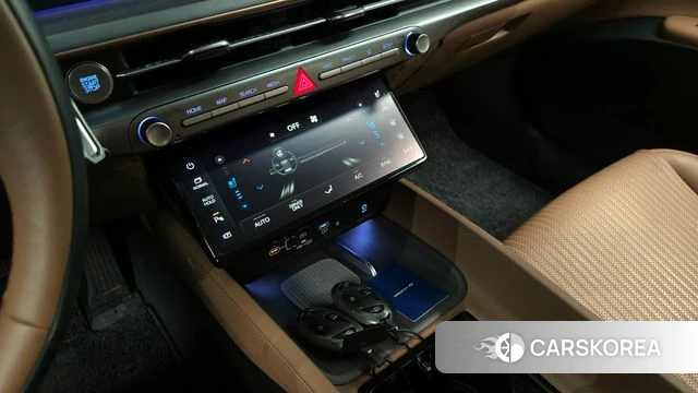 Hyundai Grandeur Hybrid (GN7) id 4249001 из Кореи 8