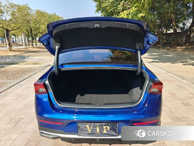 Kia K5 id 3856266 из Китая 8