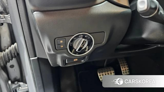 Infiniti Q30 id 4345319 из Кореи 8