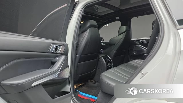 BMW X5M (G05) id 3833876 из Кореи 8