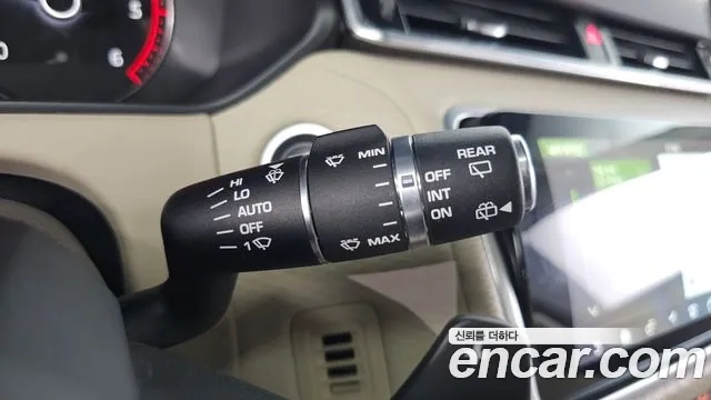 Land Rover Range Rover Velar id 2917608 из Кореи 8