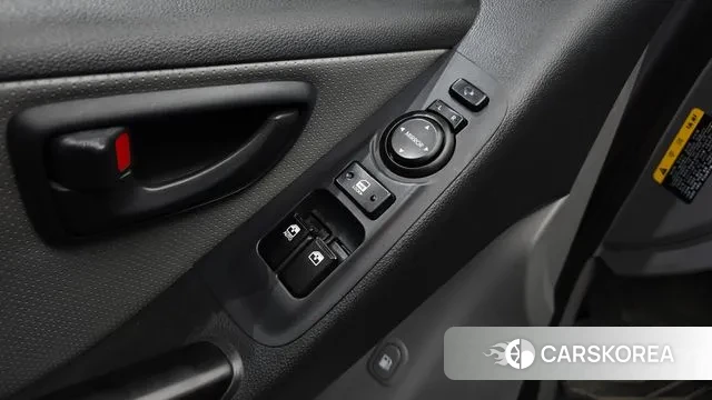 Hyundai The New Grand Starex id 3737383 из Кореи 8