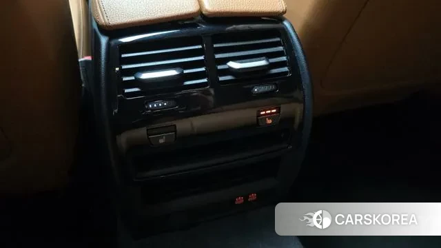 BMW 5 Series (G30) id 3432920 из Кореи 8