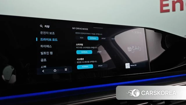 Hyundai Grandeur (GN7) id 4488684 из Кореи 8