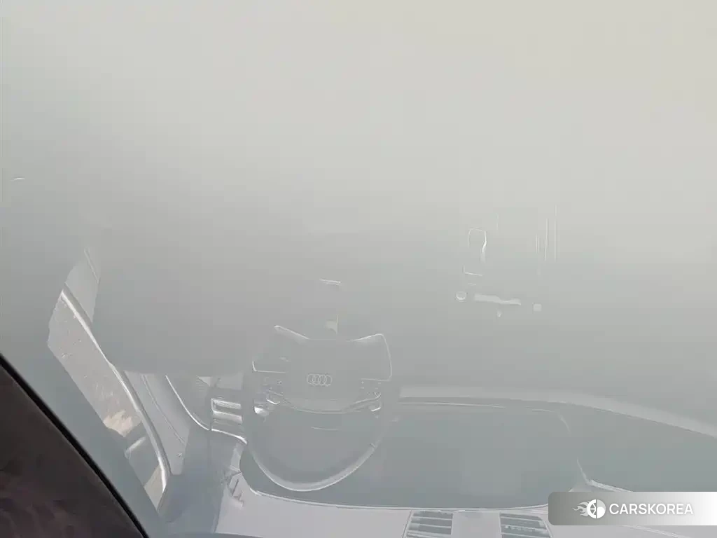 Audi A6L id 4679477 из Китая 8