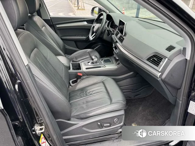 Audi Q5L id 4277959 из Китая 8