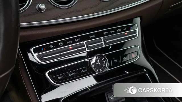 Mercedes-Benz E-Class W213 id 4424638 из Кореи 8