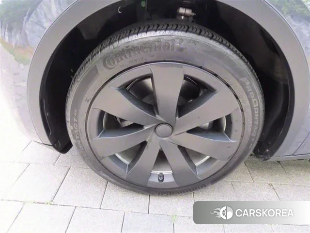 Tesla Model Y id 3502057 из Кореи 8