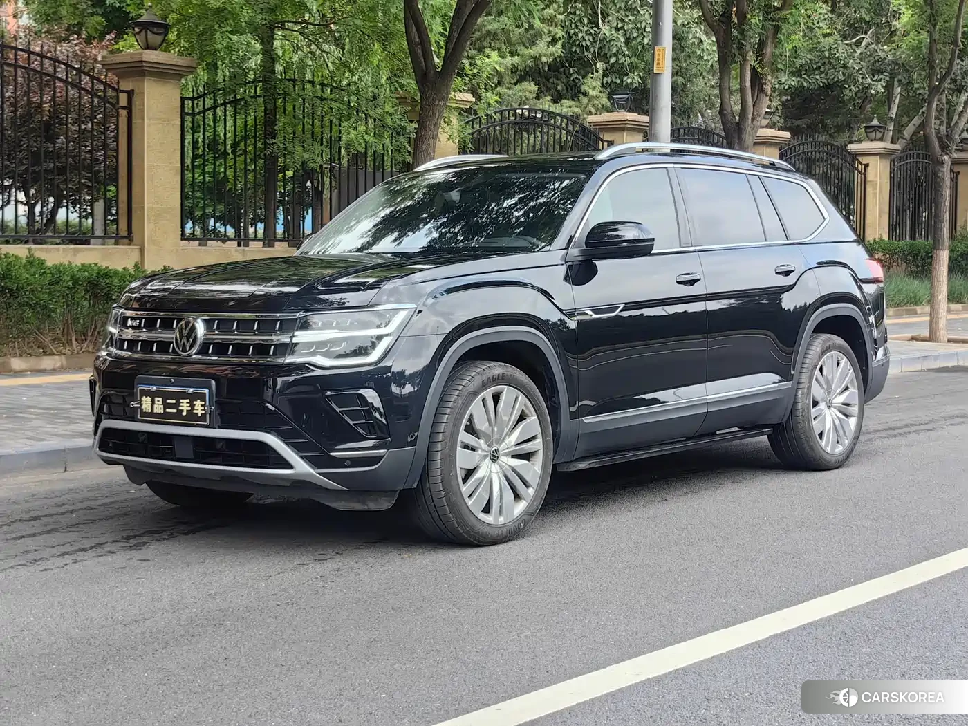 Volkswagen Touareg id 4634851 из Китая 8