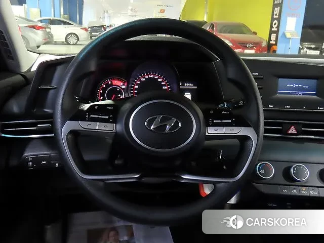 Hyundai Avante (CN7) id 3232580 из Кореи 8