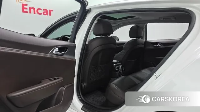 Kia Stinger id 3434876 из Кореи 8