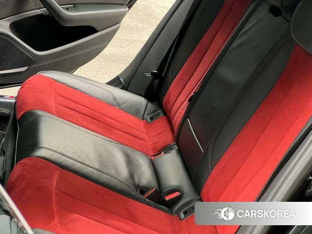 Audi A4L id 4273749 из Китая 8