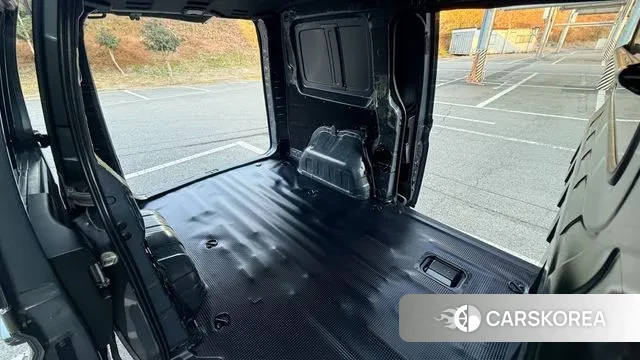 Hyundai Staria id 3498031 из Кореи 8