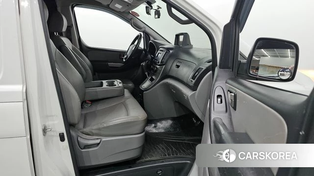 Hyundai The New Grand Starex id 4225689 из Кореи 8