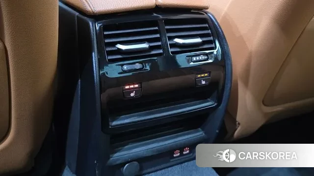 BMW 5 Series (G30) id 3717755 из Кореи 8