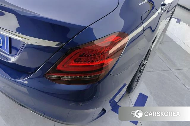 Mercedes-Benz Class C id 4235882 из Китая 8