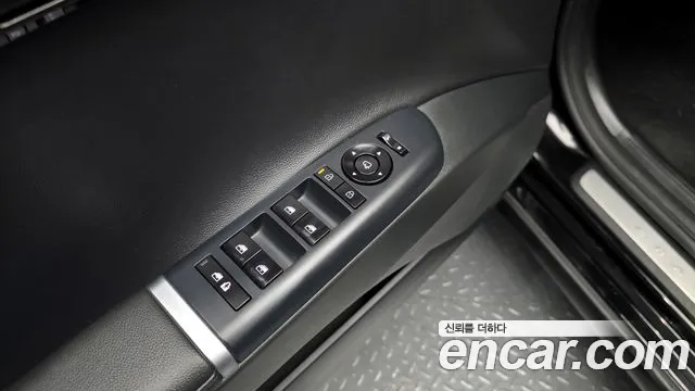 Hyundai Grandeur (GN7) id 2633018 из Кореи 8