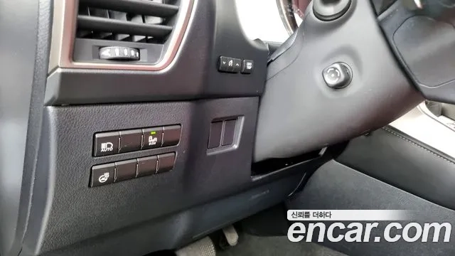 Lexus NX300h id 2908090 из Кореи 8