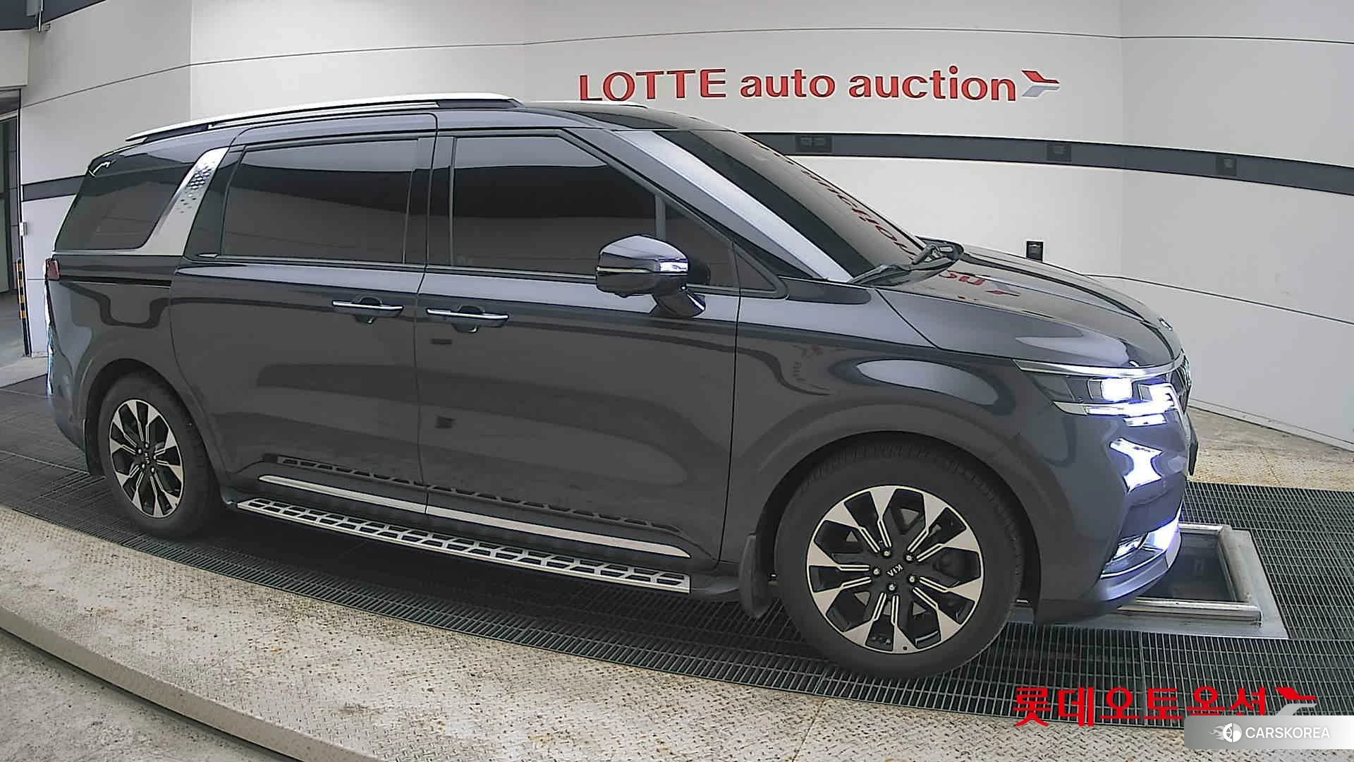 Kia Carnival id 4296921 из Кореи 8