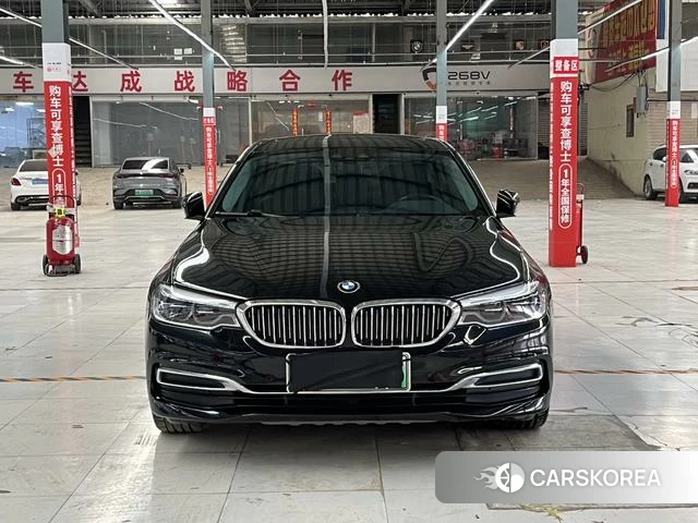 BMW 5 series PHEV id 4261479 из Китая 8