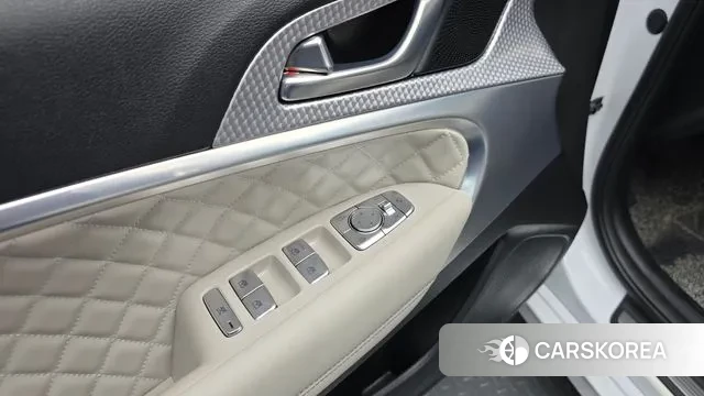 Genesis The New G70 id 3478434 из Кореи 8