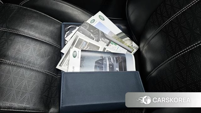 Land Rover Range Rover Velar id 4020648 из Кореи 8