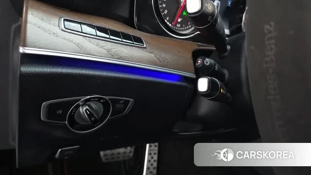 Mercedes-Benz E-Class W213 id 3723735 из Кореи 8