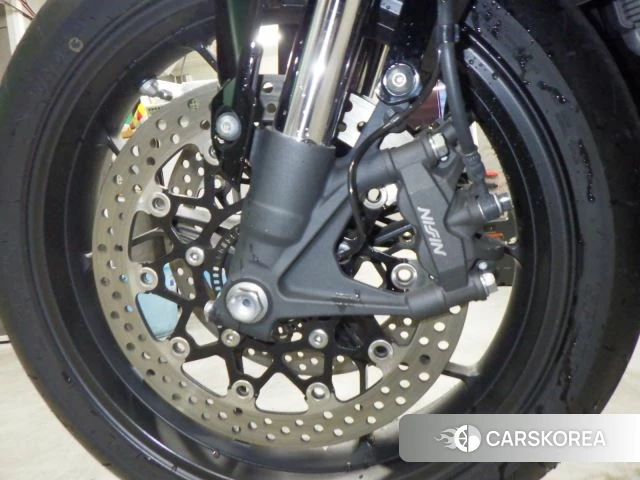 Проданный Honda CBR650R id 4184666 из Японии, фото 8