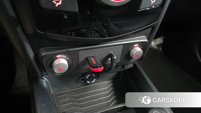 Ssangyong Tivoli Air id 4643045 из Кореи 8