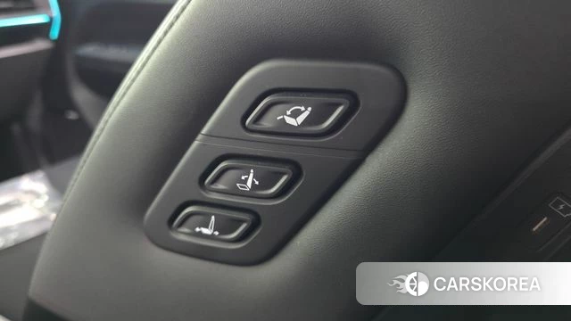 Hyundai Santa Fe (MX5) id 4934961 из Кореи 8