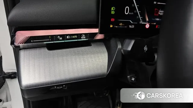 BMW 5 Series (G60) id 3689384 из Кореи 8